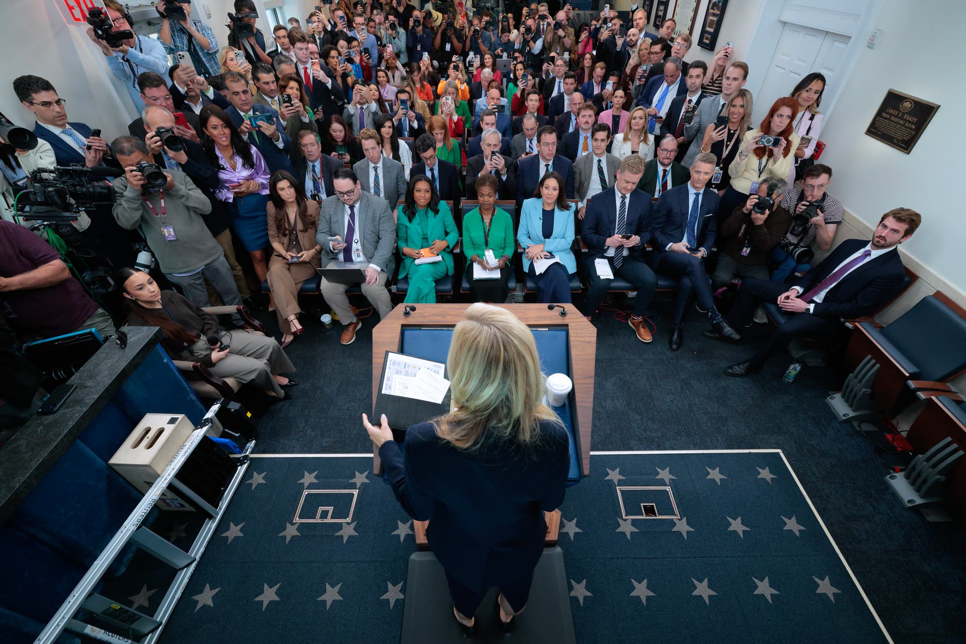Chip Somodevilla/Getty Images The short-lived White House press secretary, Katie Zacharia, conducts her first and only briefing in the James S. Brady Press Briefing Room of the White House on October 13, 2026.