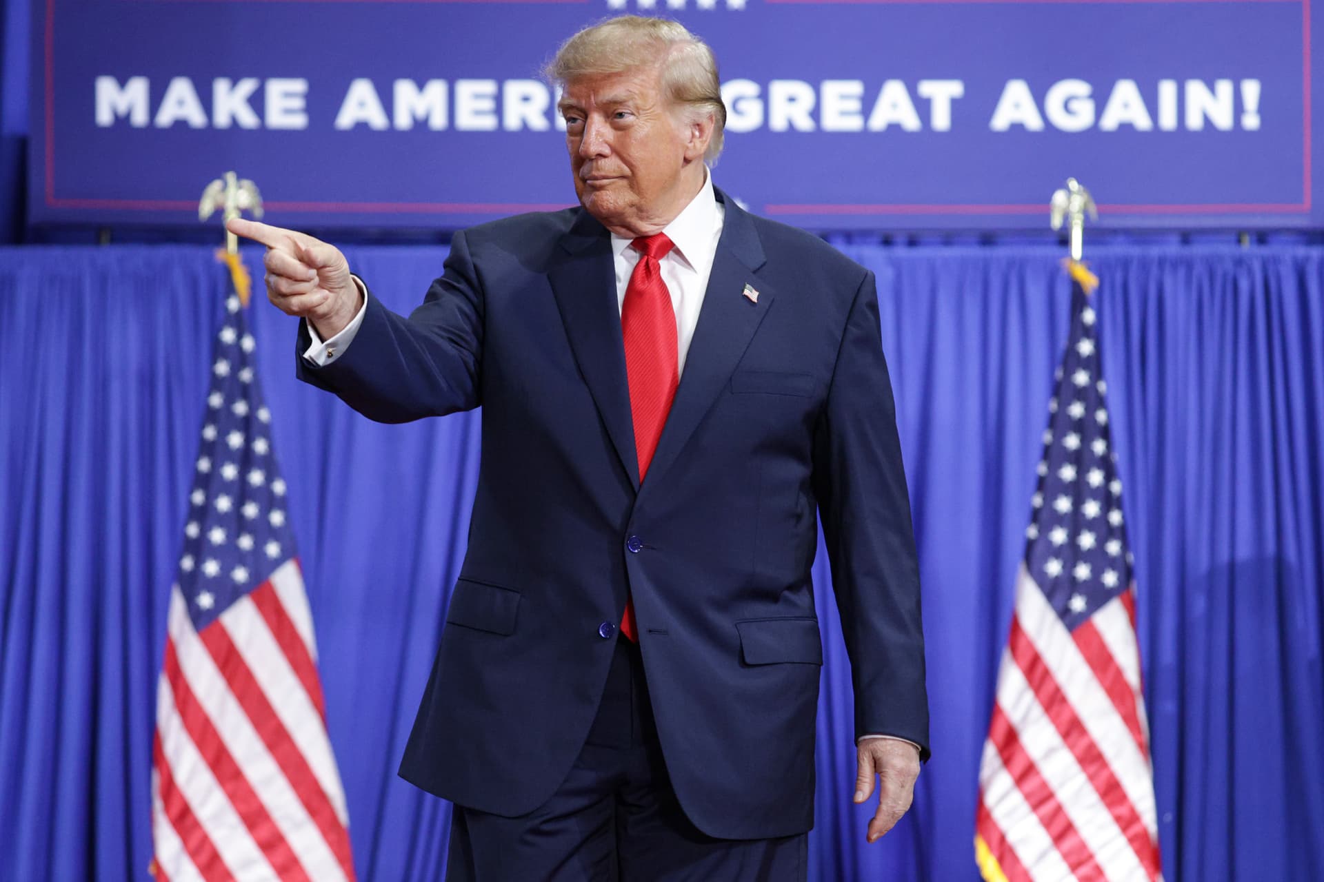 Alex Wong/Getty Images President Trump takes the stage during an election rally at Syracuse, New York, on October 9, 2026.