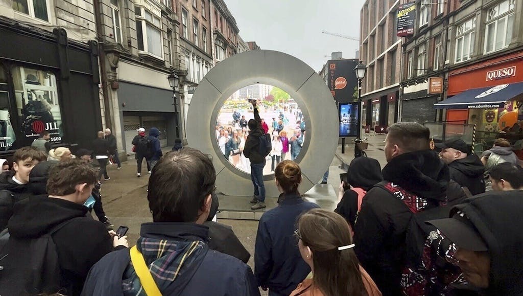 New York City-Dublin Portal Art Installation Shuts Down Temporarily 