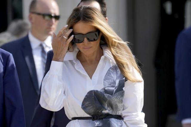 Melania Trump Retreats From Public Eye as Her Husband Returns to the ...