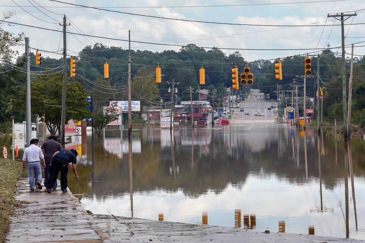 AP/Kathy Kmonicek