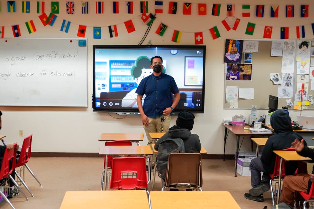 AP/Damian Dovarganes