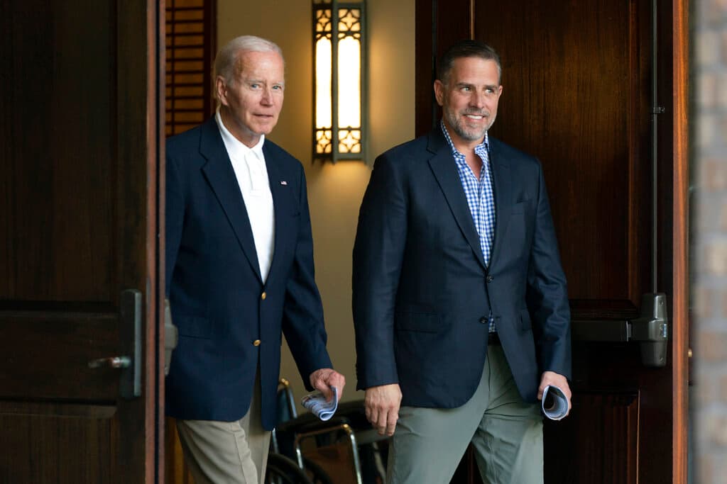 AP/Manuel Balce Ceneta