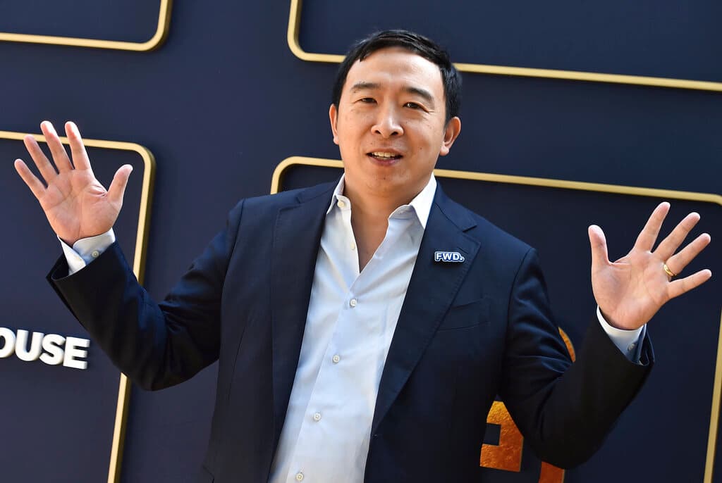 Jordan Strauss/Invision/AP