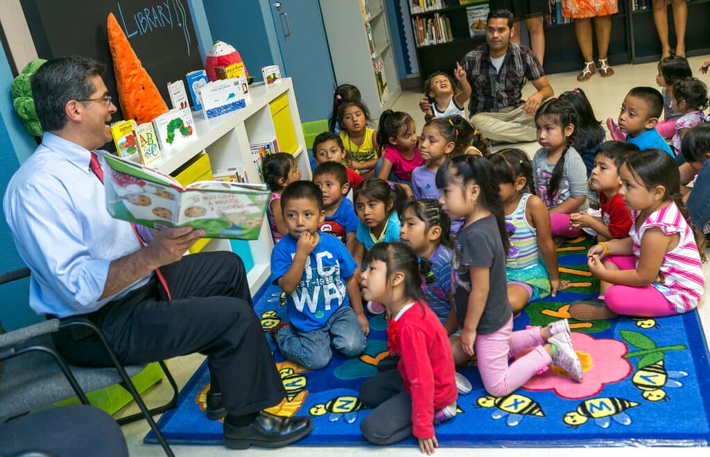 AP/Damian Dovarganes