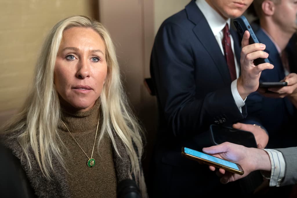 AP/Mark Schiefelbein