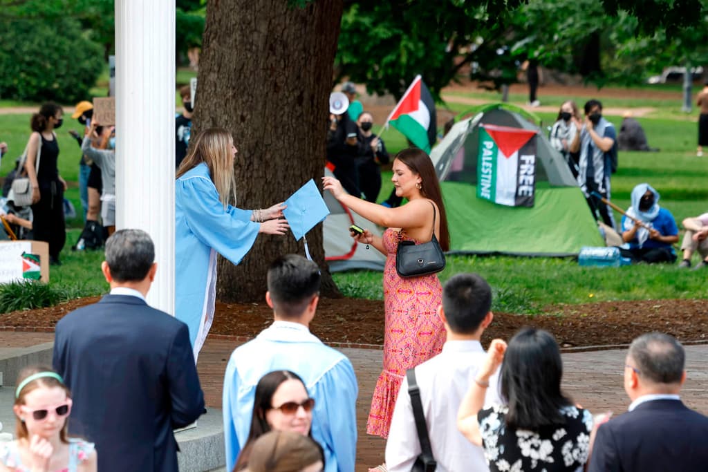 Ethan Hyman/The News & Observer via AP