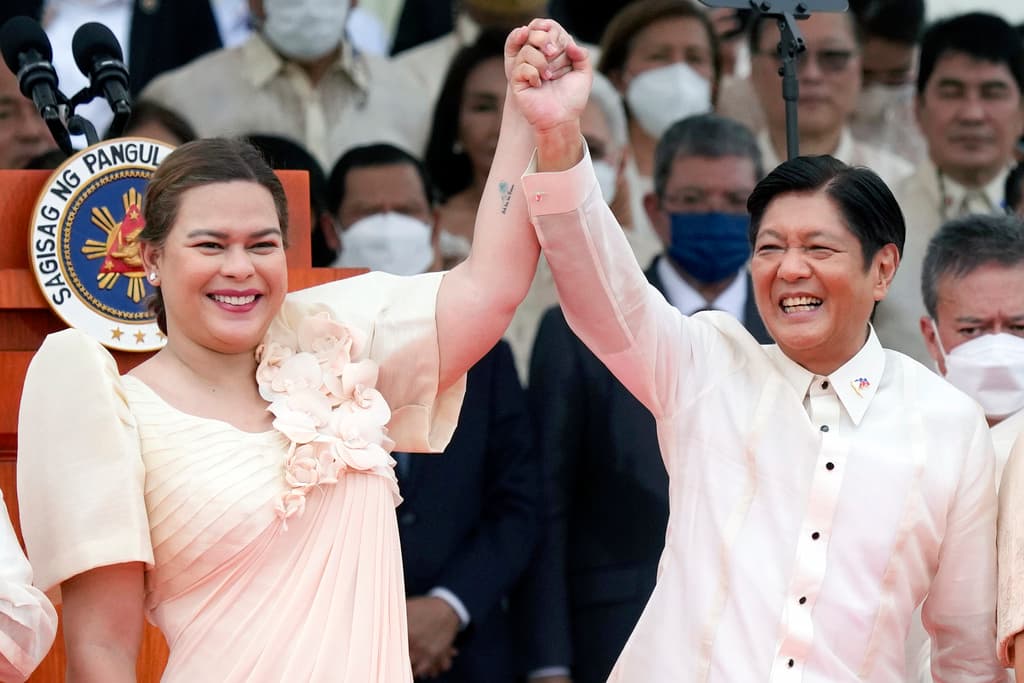 AP/Aaron Favila, file The Philippine vice president, Sara Duterte, and the president, Ferdinand ‘Bongbong’ Marcos, during the inauguration ceremony at National Museum on June 30, 2022, at Manila.