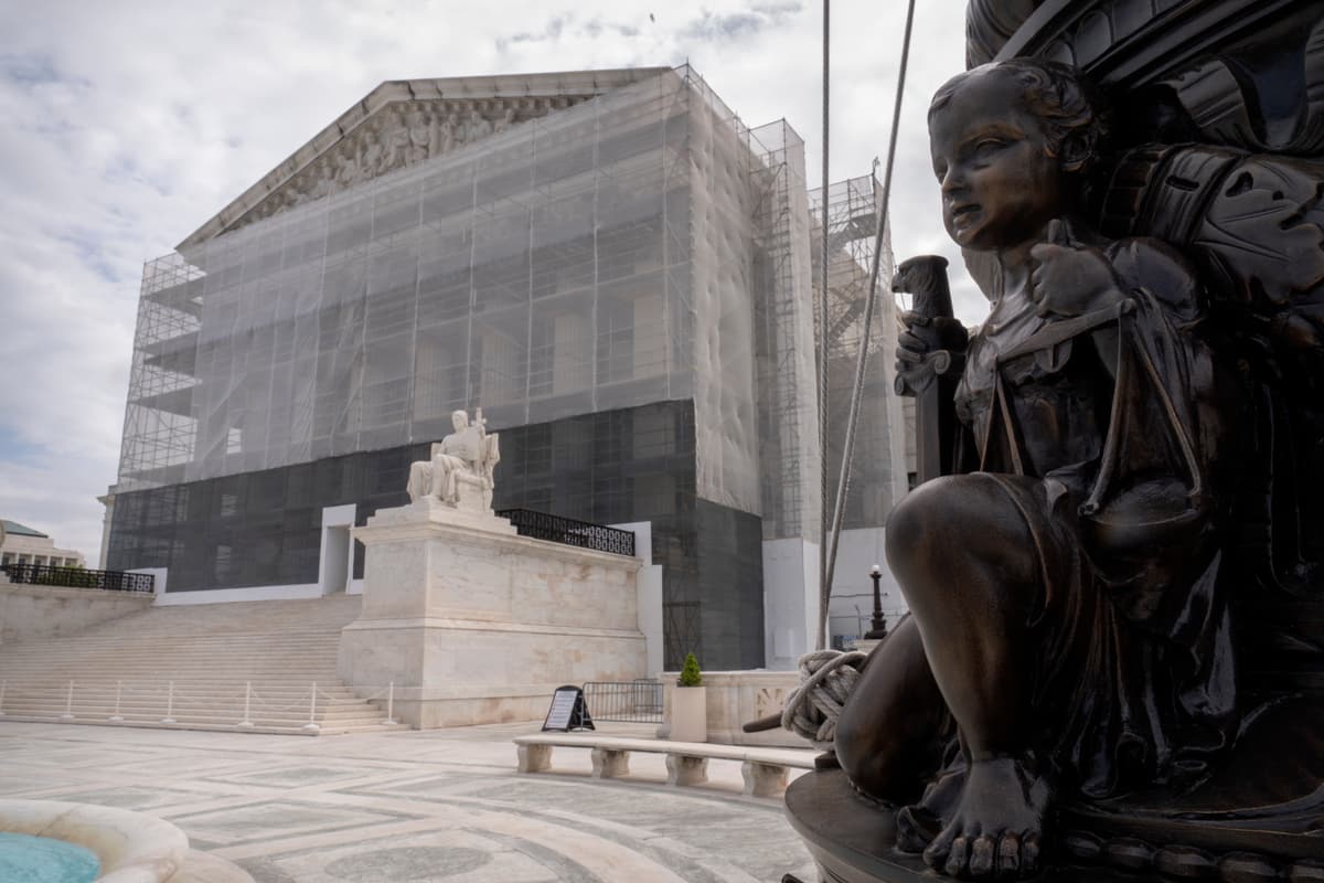 AP/Mark Schiefelbein