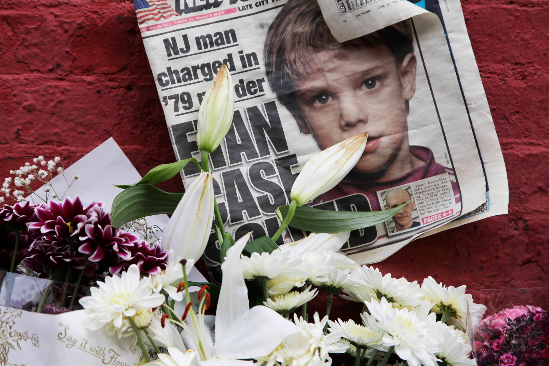 AP/Mark Lennihan, file A makeshift memorial in 2012 featuring a newspaper with a photograph of Etan Patz in the SoHo neighborhood of New York, where the child lived before his disappearance in 1979.