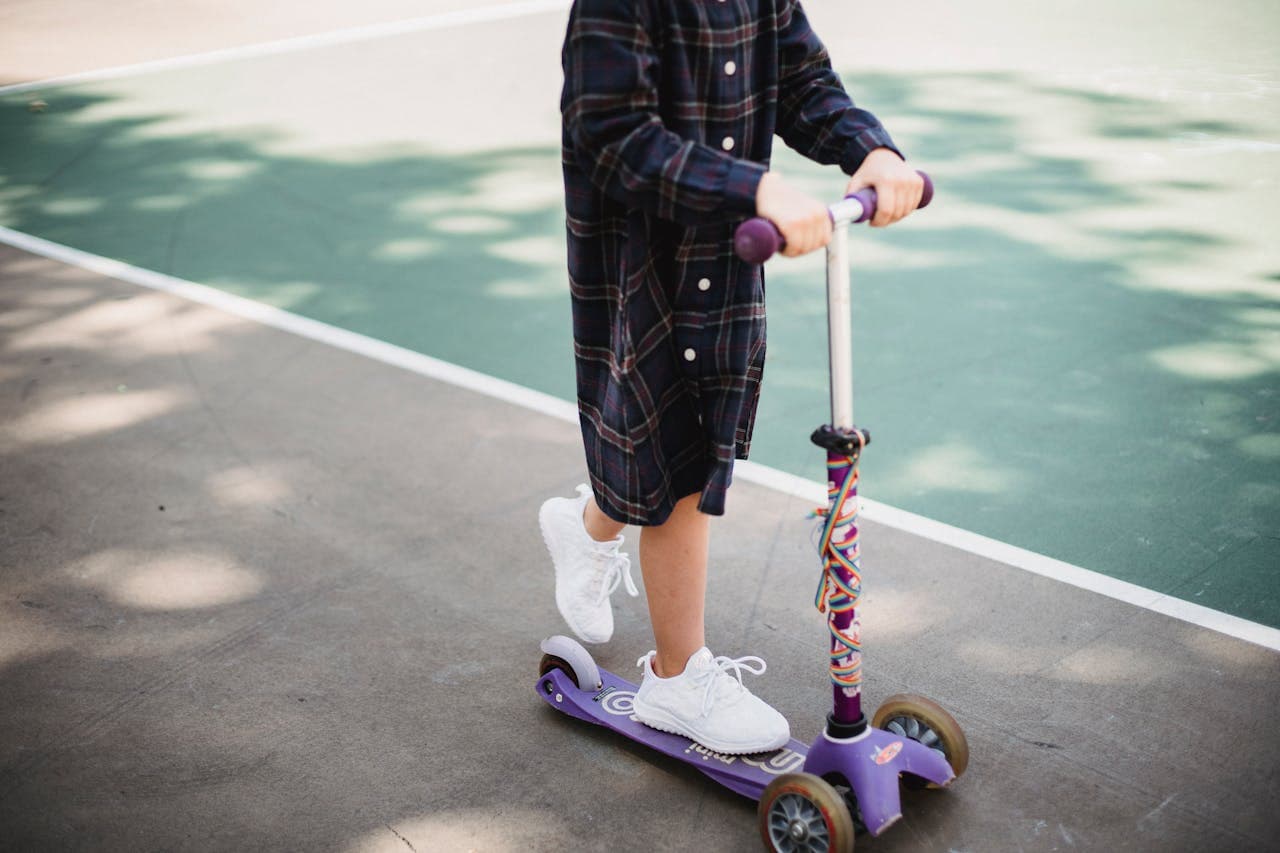 Antonius Ferret via Pexels.com An Atlanta mother faces scrutiny for allowing her child to ride his scooter alone.