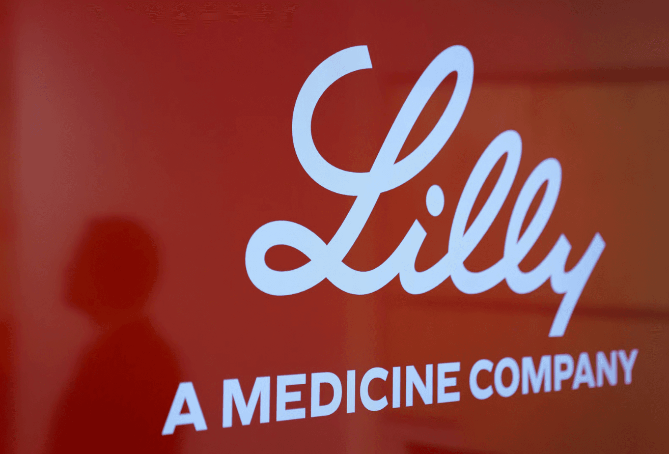 Via Eli Lilly Drug maker Eli Lilly says a last-stage clinical trial of retatrutide showed record weight loss results and blood sugar level improvements among type 2 diabetes patients.