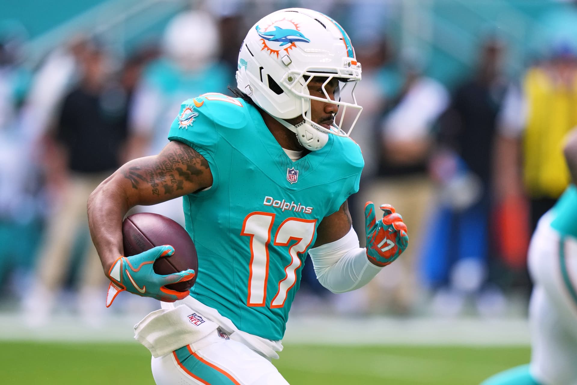 AP/Lynne Sladky A Miami Dolphins wide receiver, Jaylen Waddle, during the first half of an NFL football game against the Tampa Bay Buccaneers, December 28, 2025, at Miami Gardens, Florida.