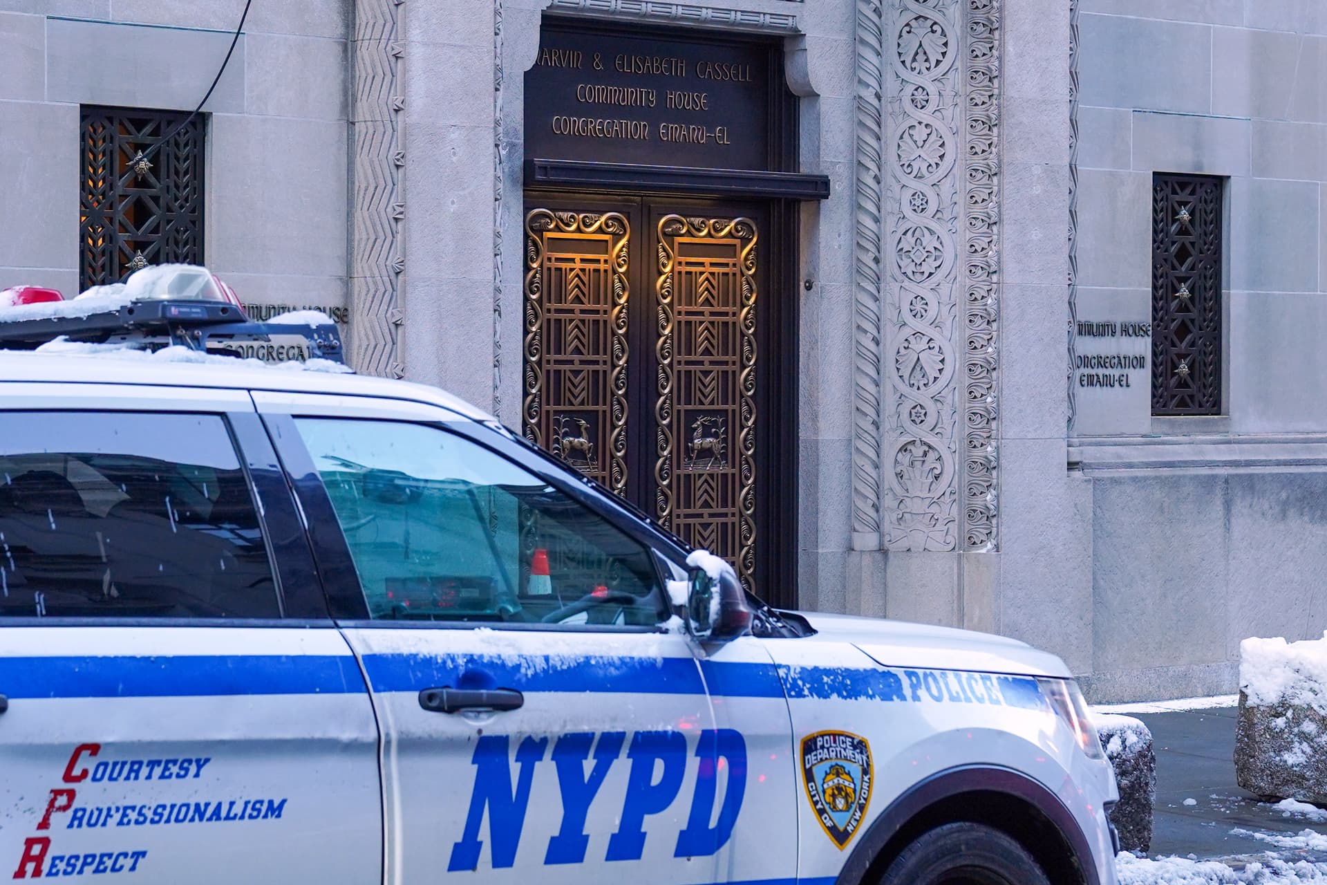 Ryan Murphy/Getty Images An NYPD vehicle is seen outside of a Jewish synagogue at New York City on December 14, 2025, following the Bondi Beach terror attack in Australia.