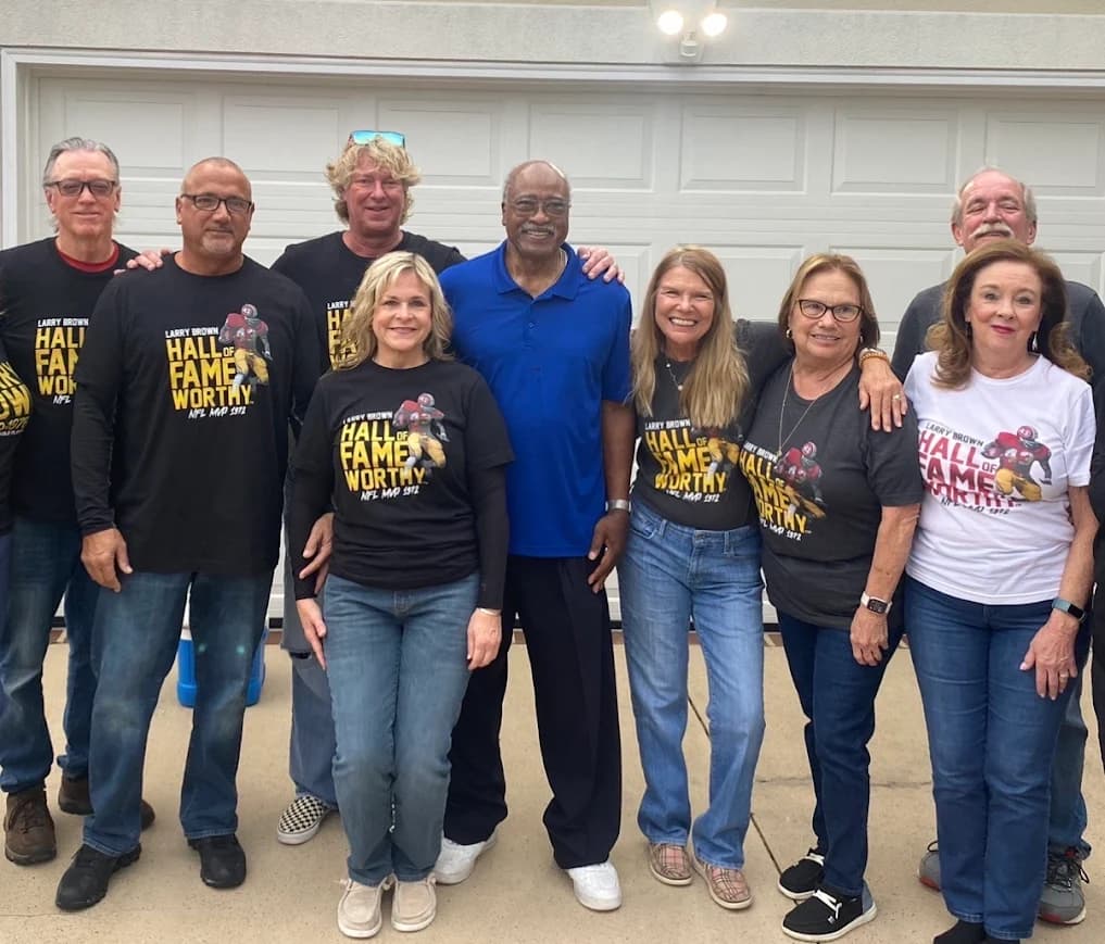 Larry Brown Larry Brown, middle in blue, is surrounded by friends in Myrtle Beach, South Carolina, wearing t-shirts promoting his quest for Hall of Fame consideration.