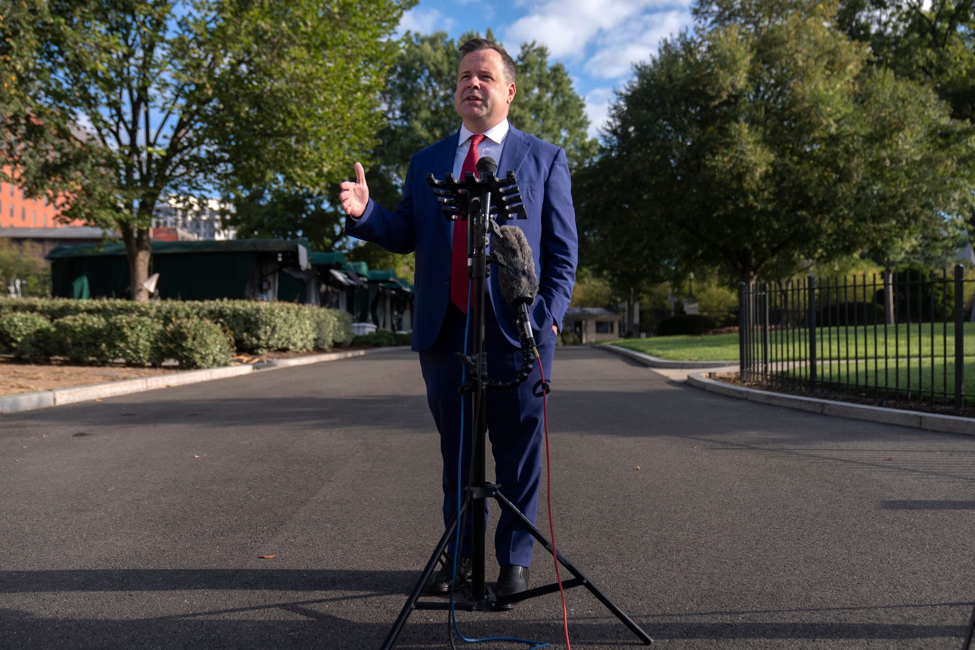 AP/Mark Schiefelbein Bill Pulte speaks with reporters at the White House, September 2, 2025.