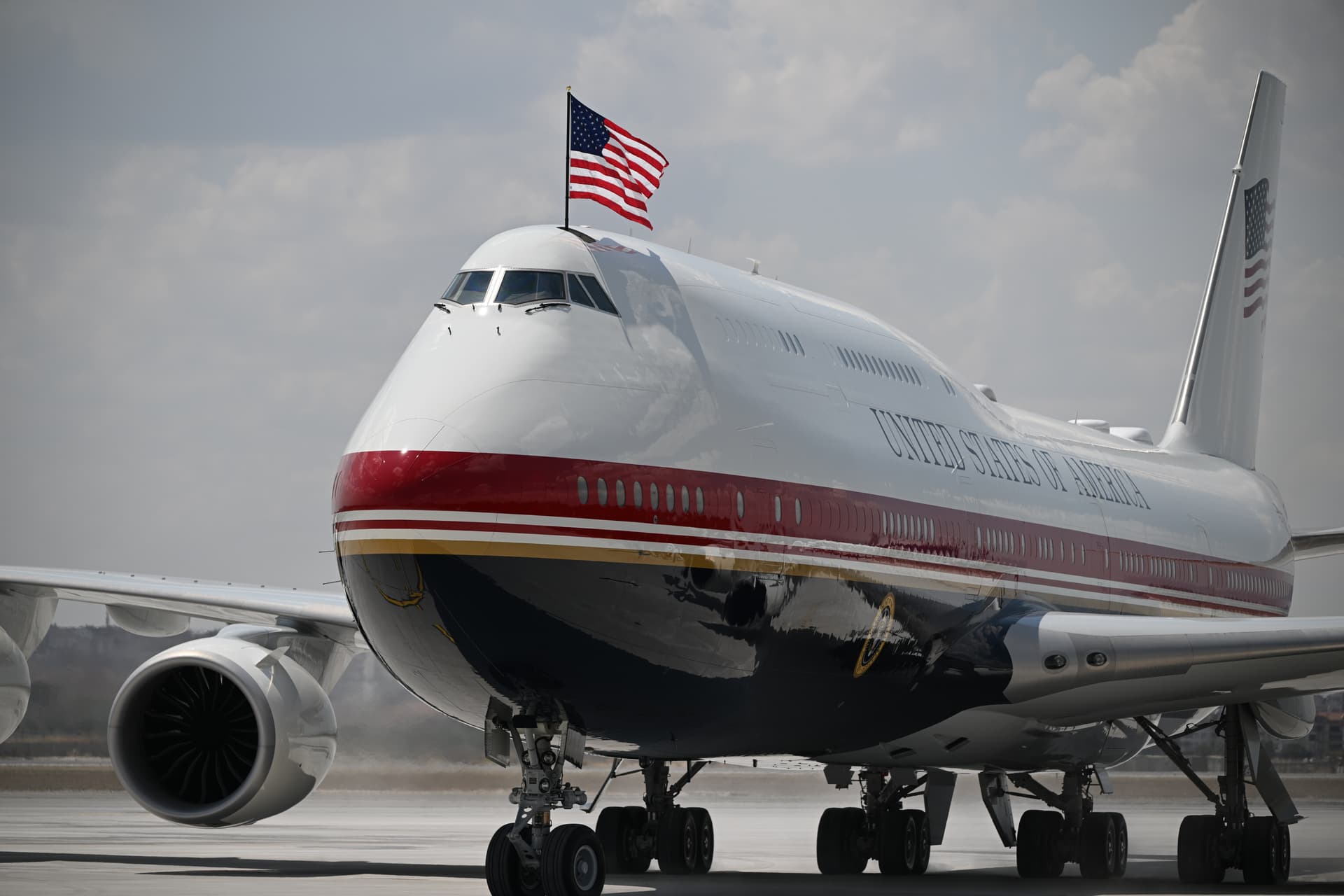 Abdullah Güçlü, Pool Photo via AP The new Qatar-donated Air Force One carrying President Trump arrives for the NATO summit at Ankara, Turkey, on July 7, 2026.