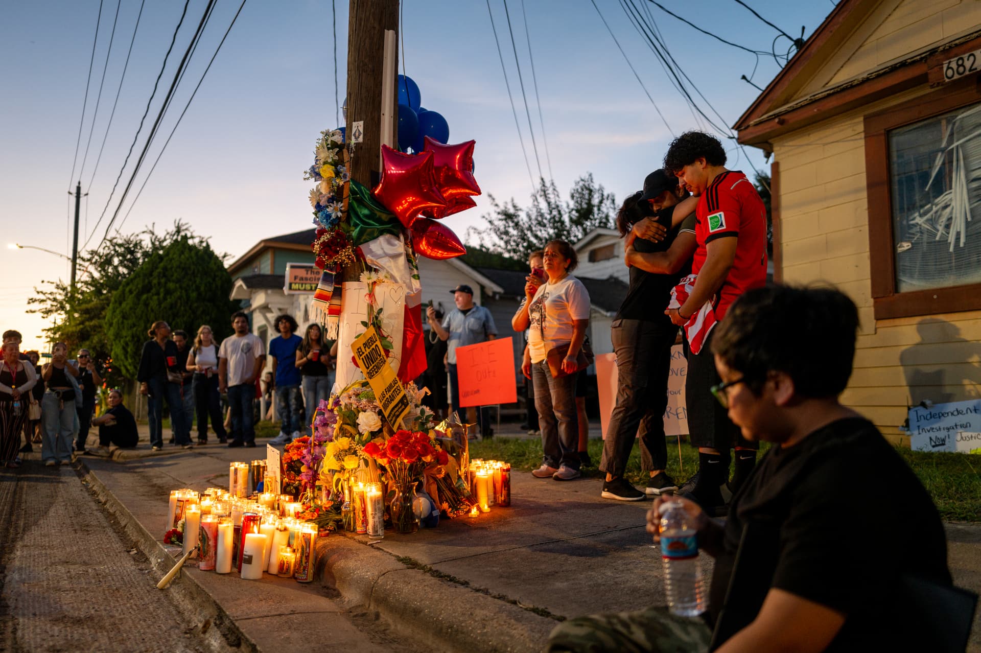 Brandon Bell/Getty Images Family members of Mexican immigrant Lorenzo Salgado Araujo grieve at a makeshift memorial during a candlelight vigil at Houston, Texas, on July 8, 2026.