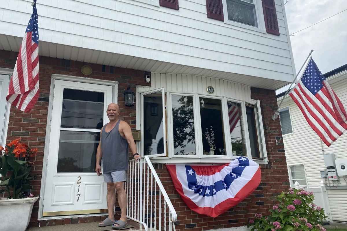 Jennifer Doherty/The New York Sun A retired New York City police detective, Kit Ying Koon, and others on Staten Island spoke to the Sun about being included on the list of properties eligible for Mayor Mamdani's pied-à-terre tax.