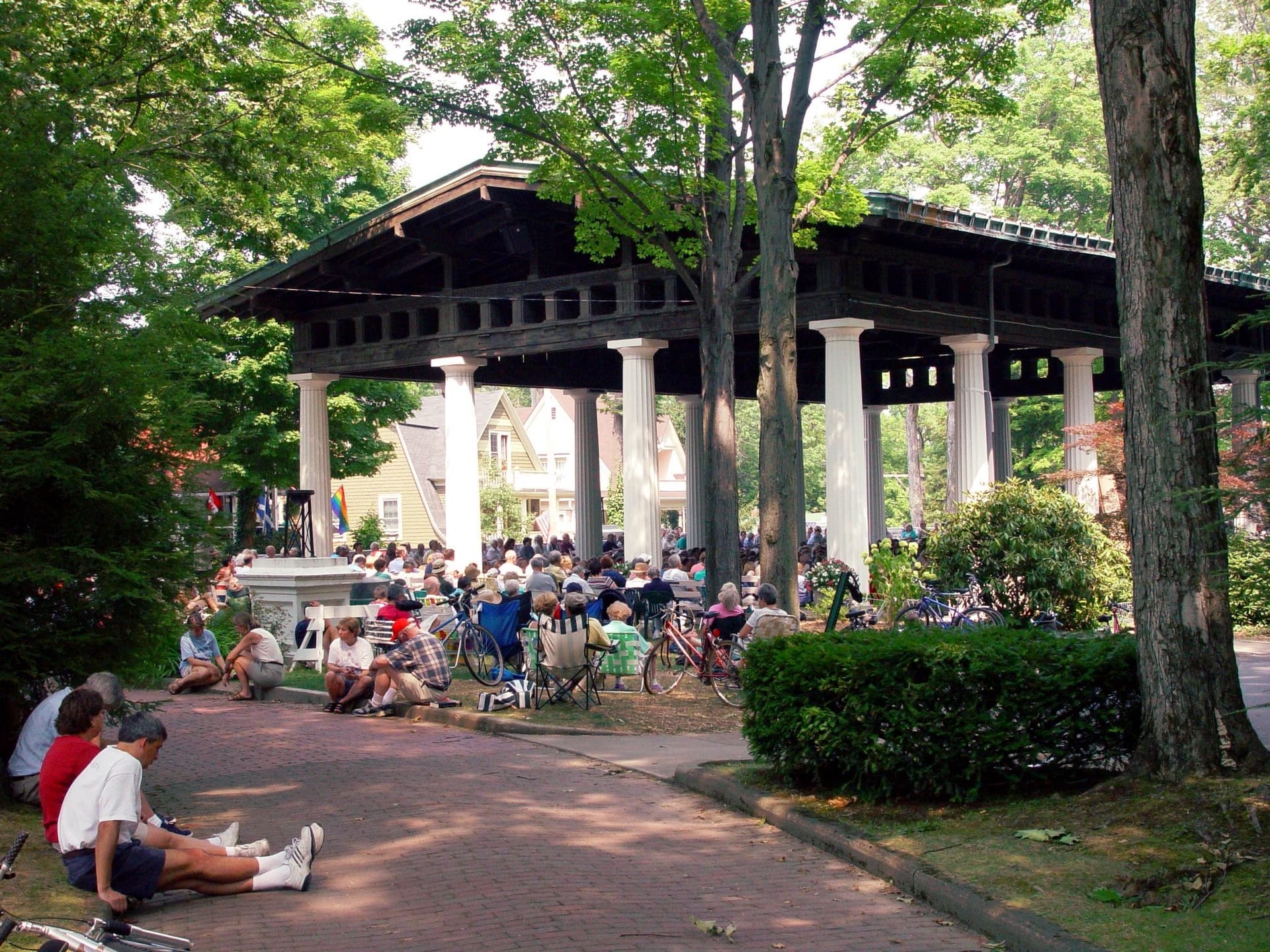 Via Wikimedia Commons The Hall of Philosophy at New York's Chautauqua Institution in 2002.