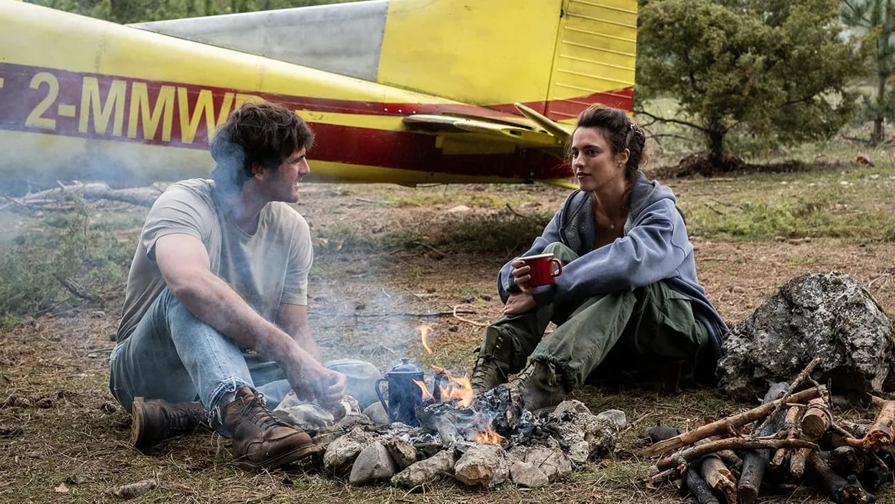 Fabio Lovino/20th Century Studios Jacob Elordi and Margaret Qualley in 'The Dog Stars.'