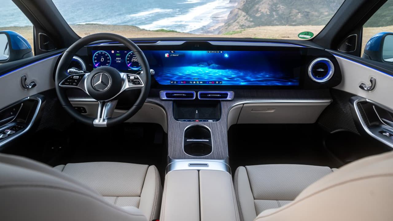 The electric GLC's Hyperscreen is a 39.1-inch display that encompasses the gauge cluster and two touchscreen sections. The electric GLC's Hyperscreen is a 39.1-inch display that encompasses the gauge cluster and two touchscreen sections.